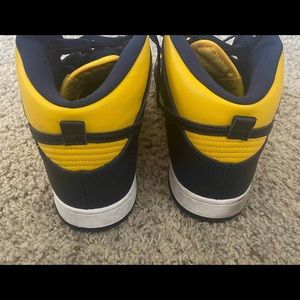 Nike Dunk High Michigan